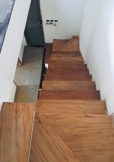 Thi công cầu thang gỗ sắt tại Thanh Trì Hà Nội