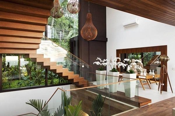 Làm đẹp với cầu thang kết hợp giếng trời Morehome - nâng tầm kiến trúc nhà Làm đẹp với cầu thang kết hợp giếng trời Morehome - nâng tầm kiến trúc nhà